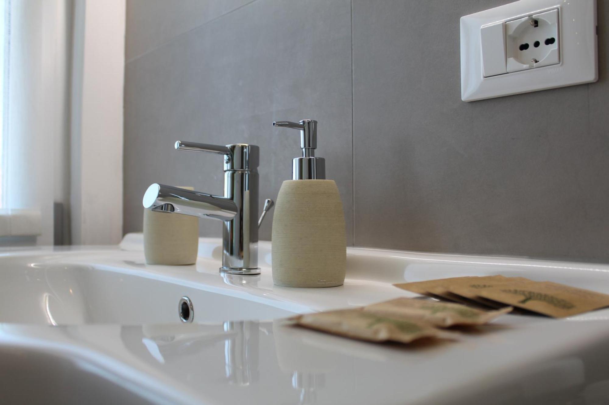 Villa Forte Salvi - Rooms Peschiera del Garda Exteriér fotografie
